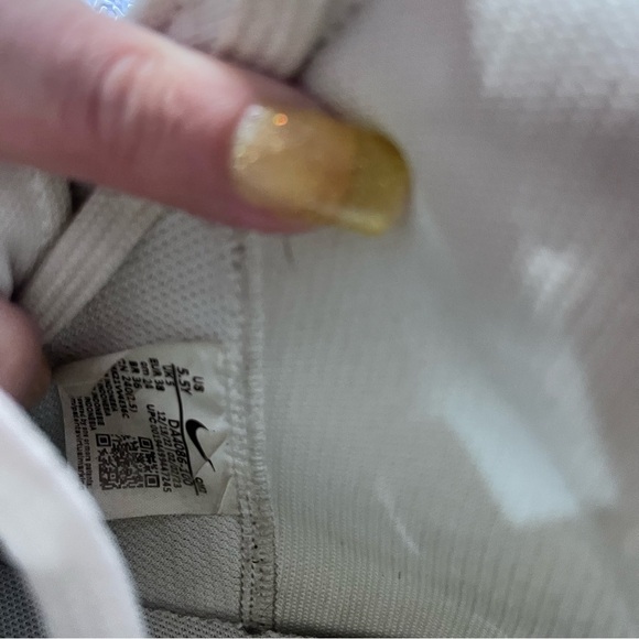 Nike Blazers White and Black High-Top Sneakers - Picture 7 of 7